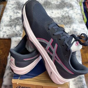ASICS GT-1000 12 Women's 8 men’s 6 Navy and Pink Athletic Shoes